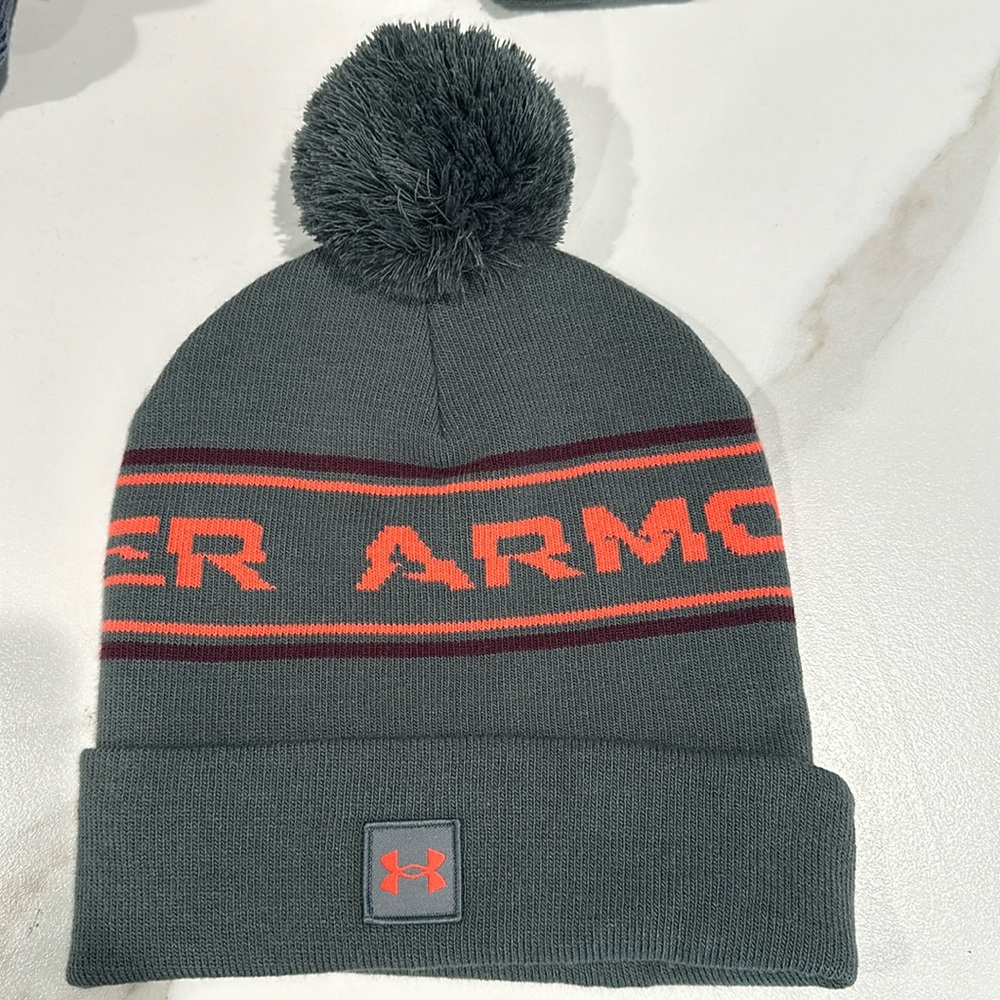 Under Armour
UA Men's Halftime Pom Beanie - Beanies